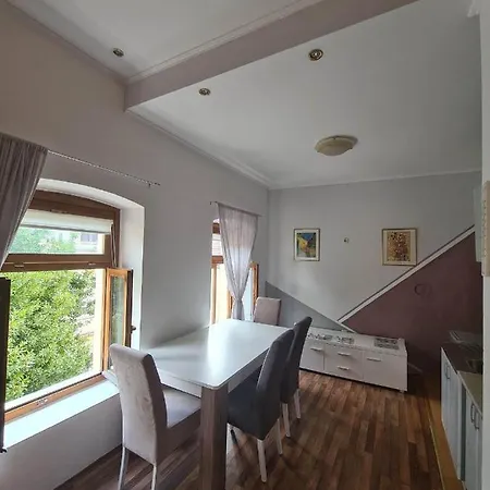 Stan Mostar-mostovi Apartment *