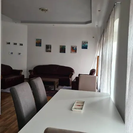 Stan Mostar-mostovi Apartment